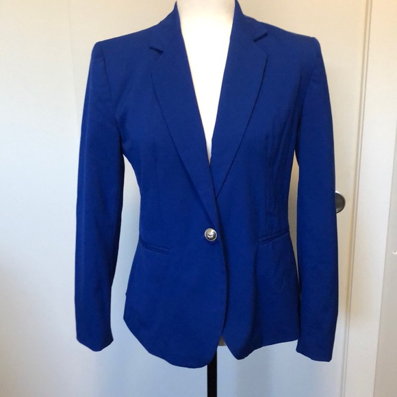 Royal blue blazer by Zara